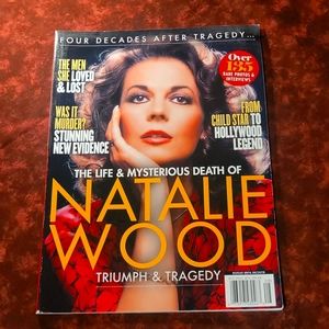 Natalie Wood. Collector's tribute Magazine. /BUNDLE